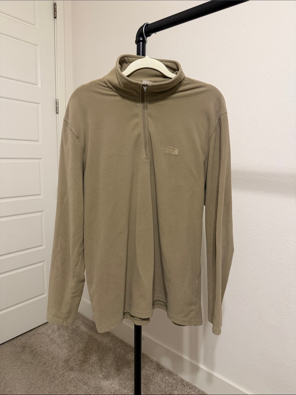The North Face Men's Half-Zip Fleece Pullover Khaki Tan - Size Large